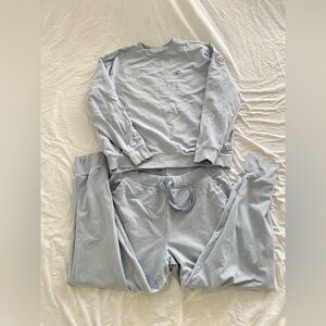 🛍️ FILA TRACK SUIT